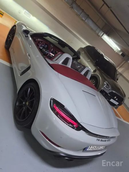 Porsche 718