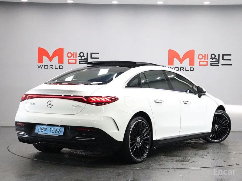 Mercedes-Benz EQE