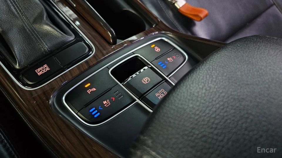 Kia K7