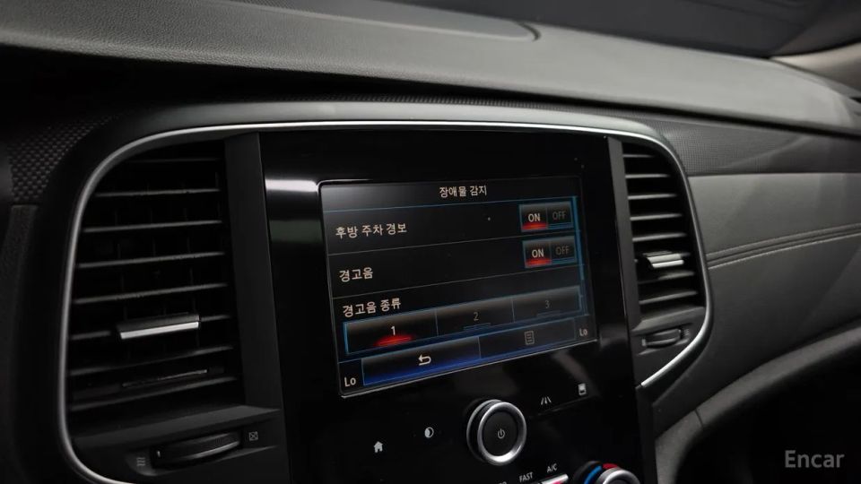 Renault-KoreaSamsung SM6