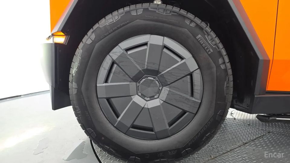 Tesla Cybertruck
