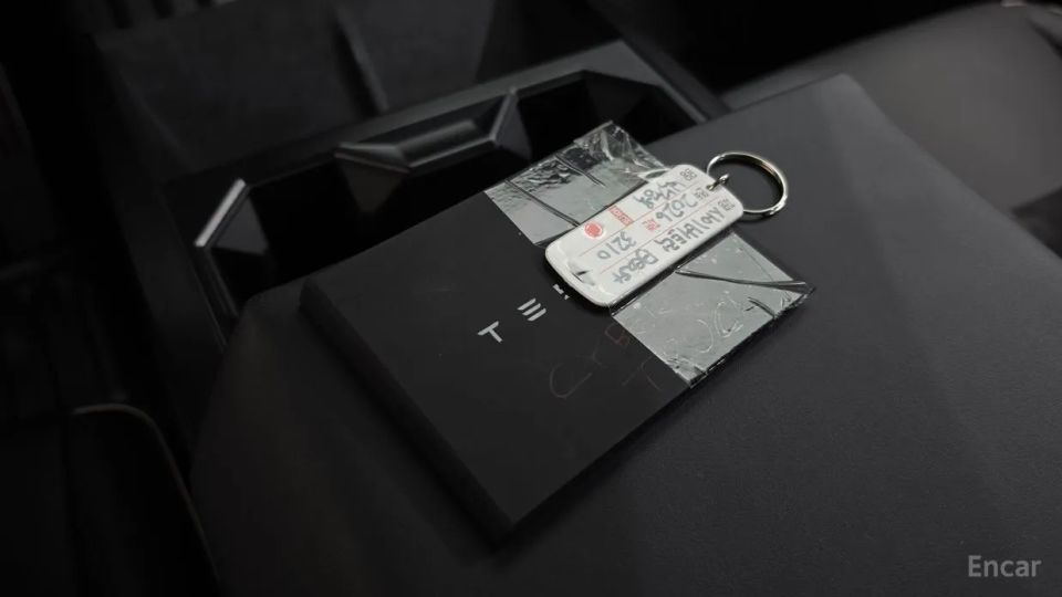 Tesla Cybertruck