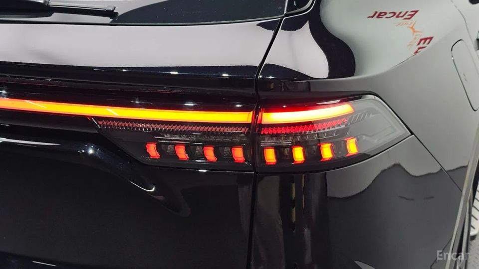 Renault-KoreaSamsung Grand Koleos