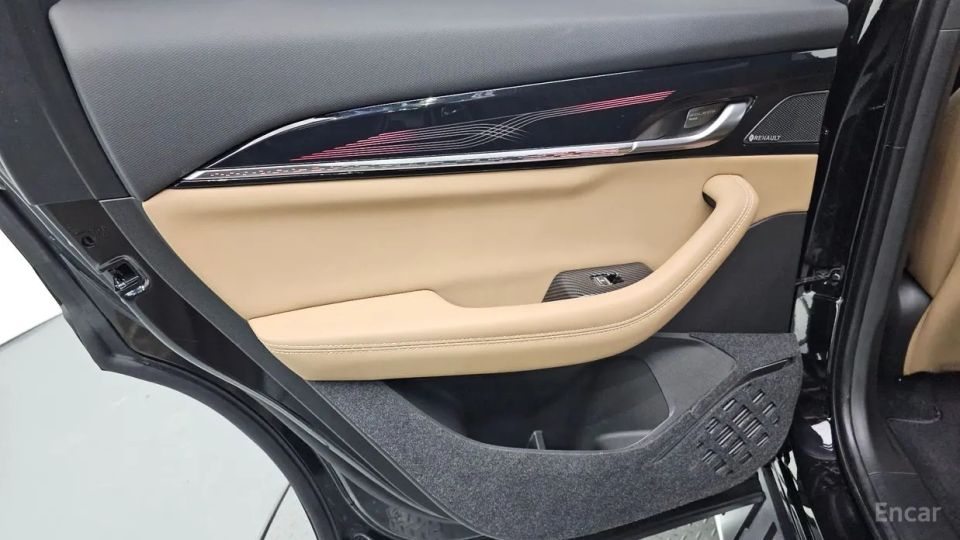 Renault-KoreaSamsung Grand Koleos