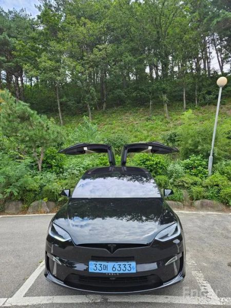Tesla model-x