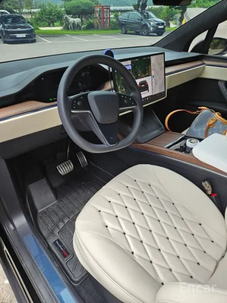 Tesla model-x