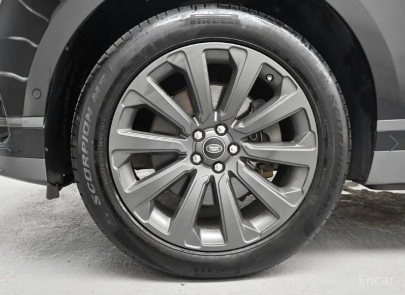 Land Rover Range Rover Velar