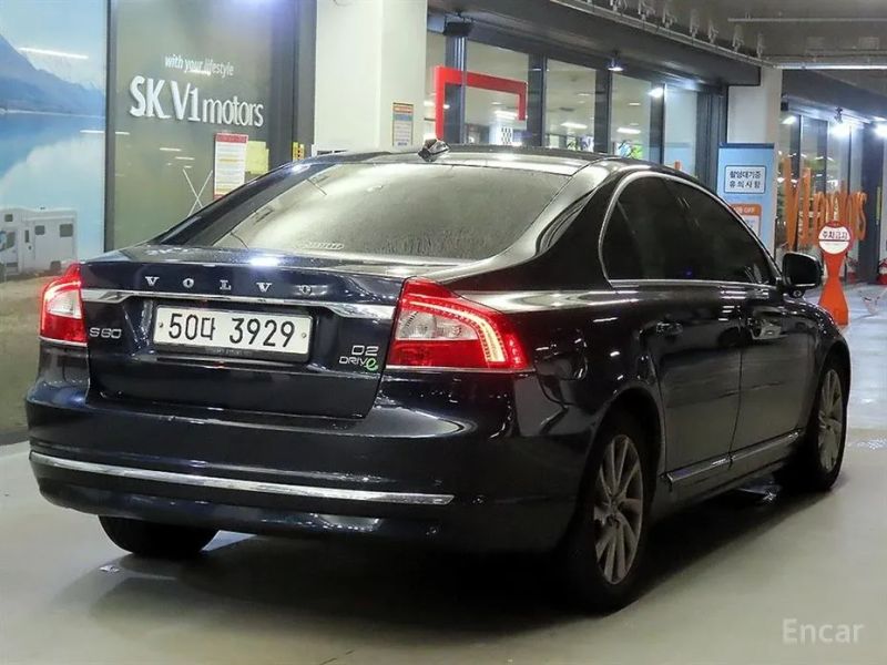 Volvo S80