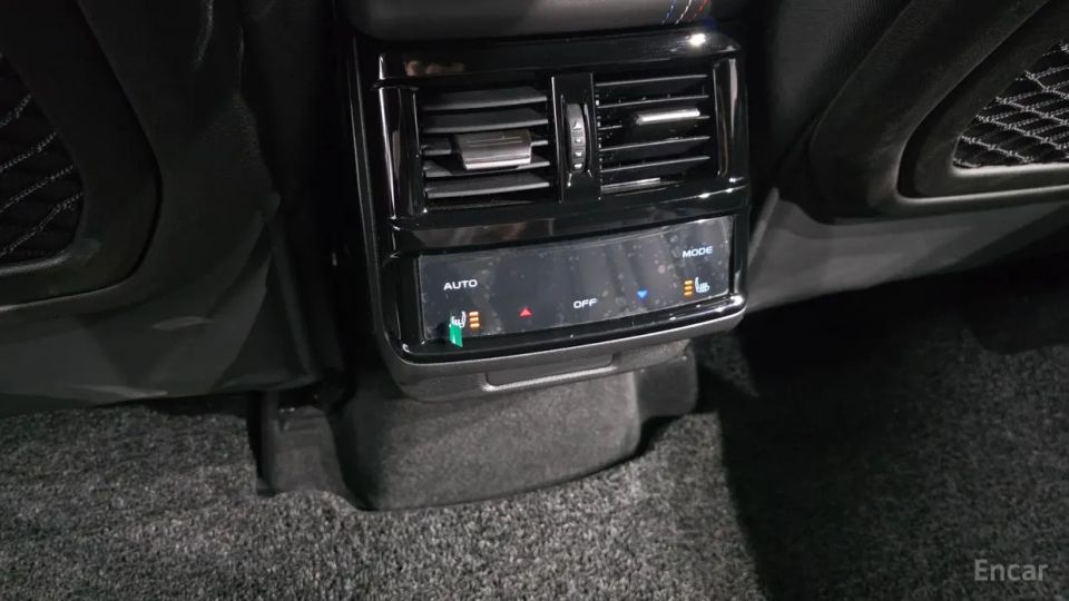 Renault-KoreaSamsung Grand Koleos