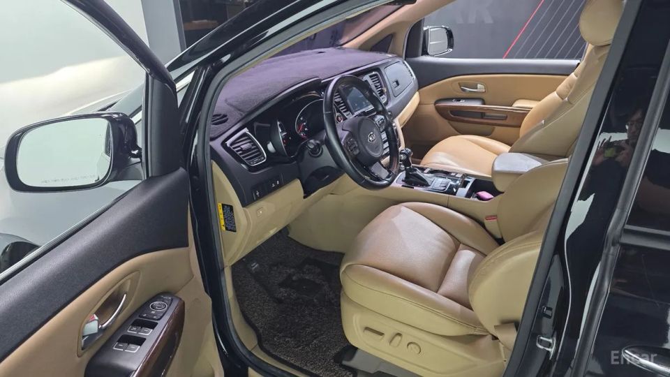 Kia Canival