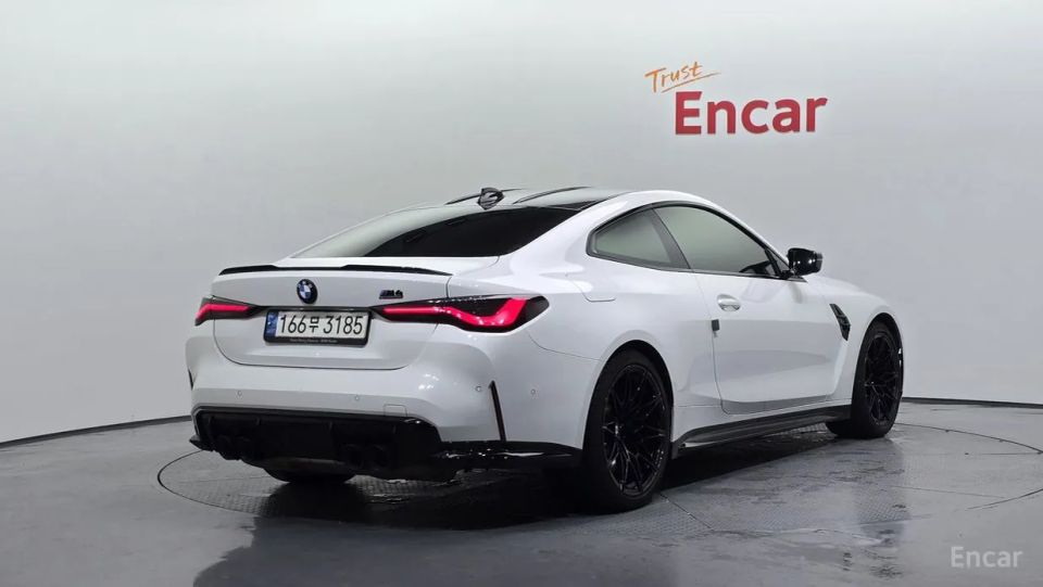 BMW M4