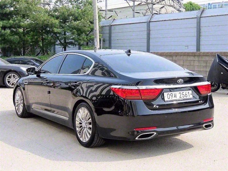 Kia K9