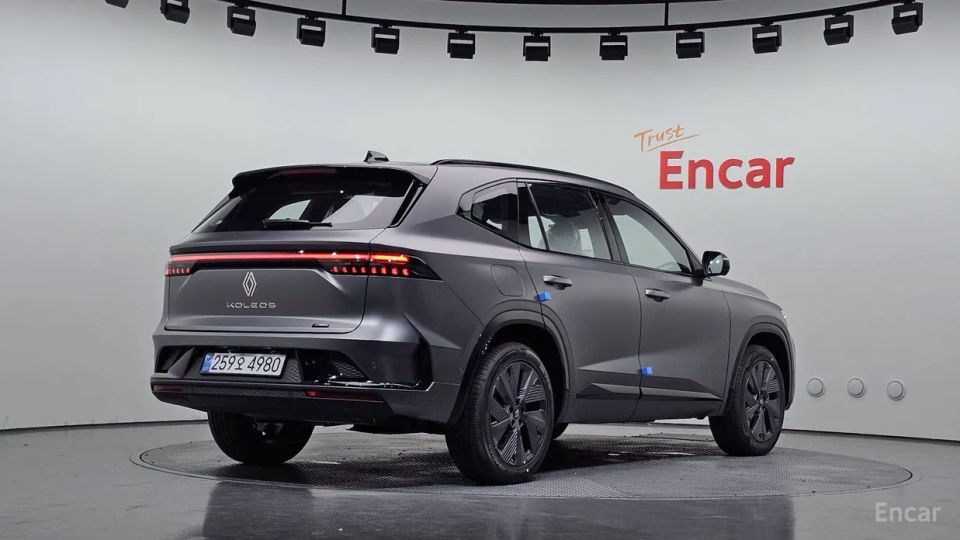 Renault-KoreaSamsung Grand Koleos