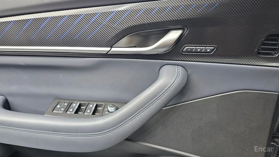 Renault-KoreaSamsung Grand Koleos