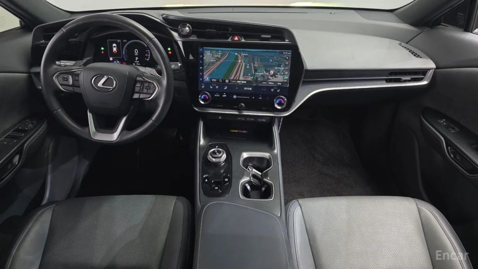 Lexus RZ