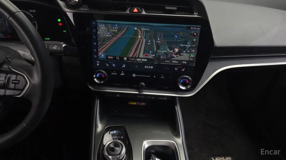 Lexus RZ