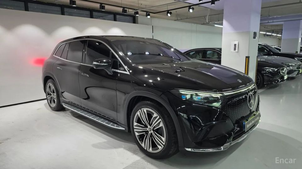 Mercedes-Benz EQS