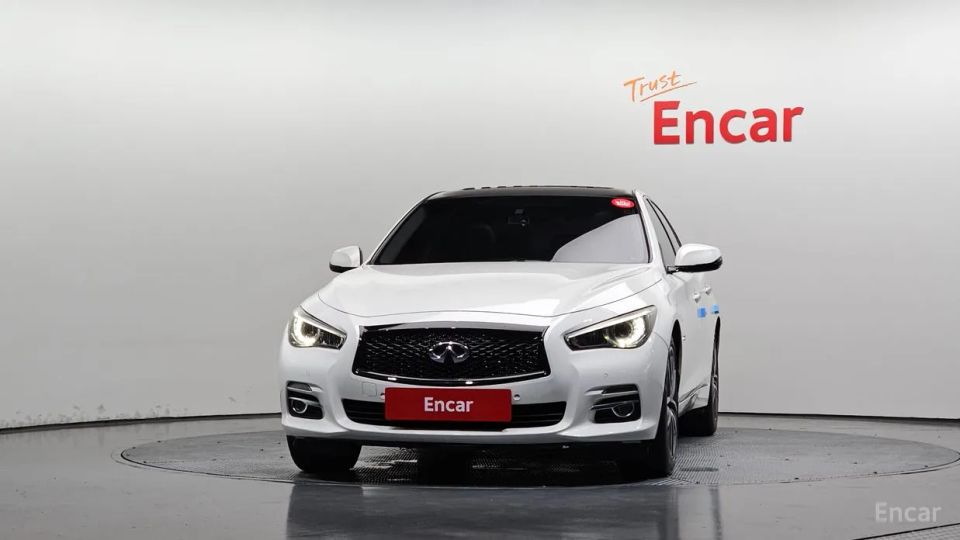 Infiniti Q50