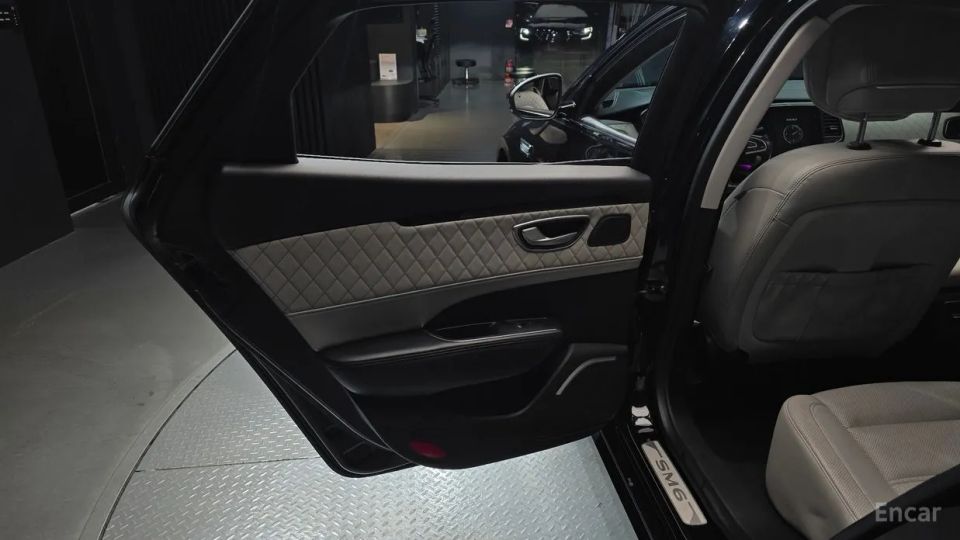 Renault-KoreaSamsung SM6