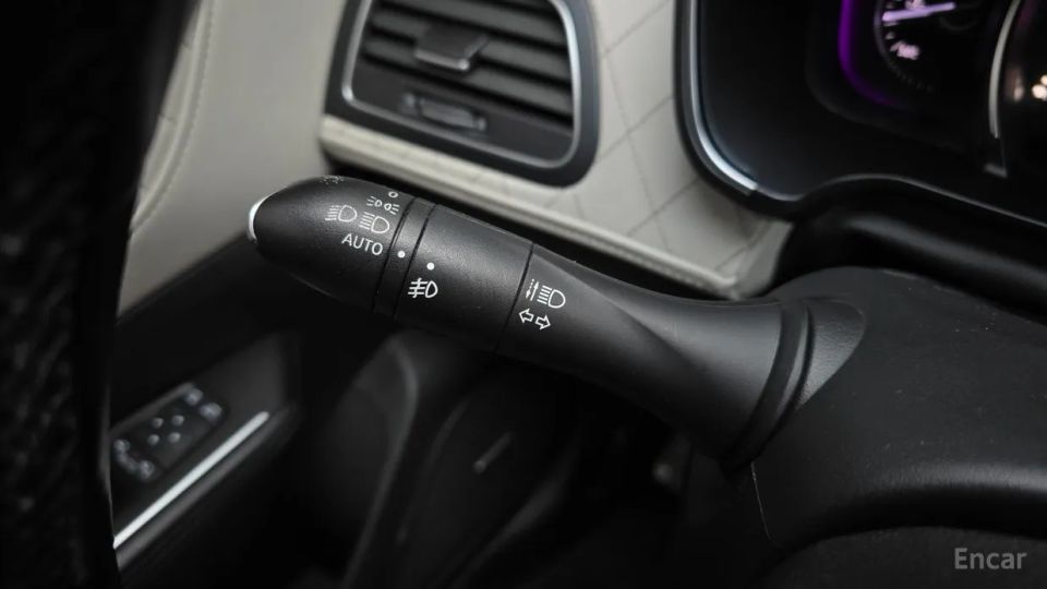 Renault-KoreaSamsung SM6