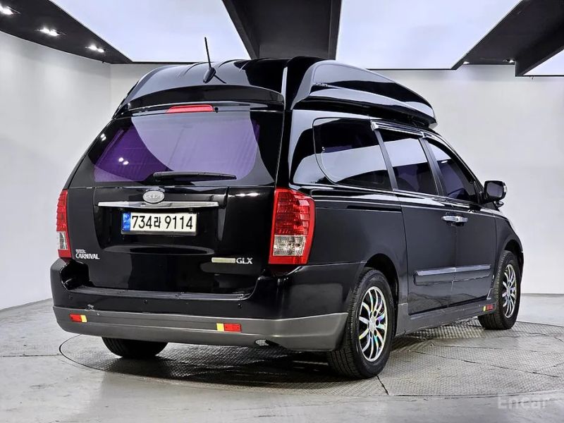 Kia Canival
