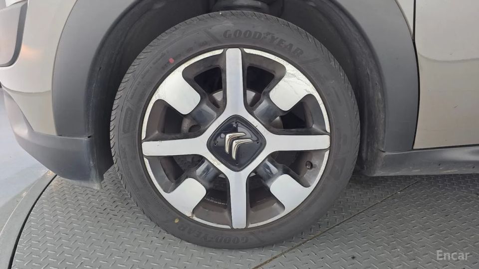 Citroen-DS C4 CACTUS