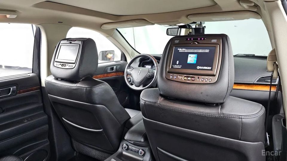 Lincoln MKT