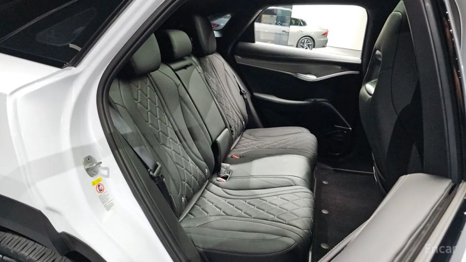 BYD Sealion 7