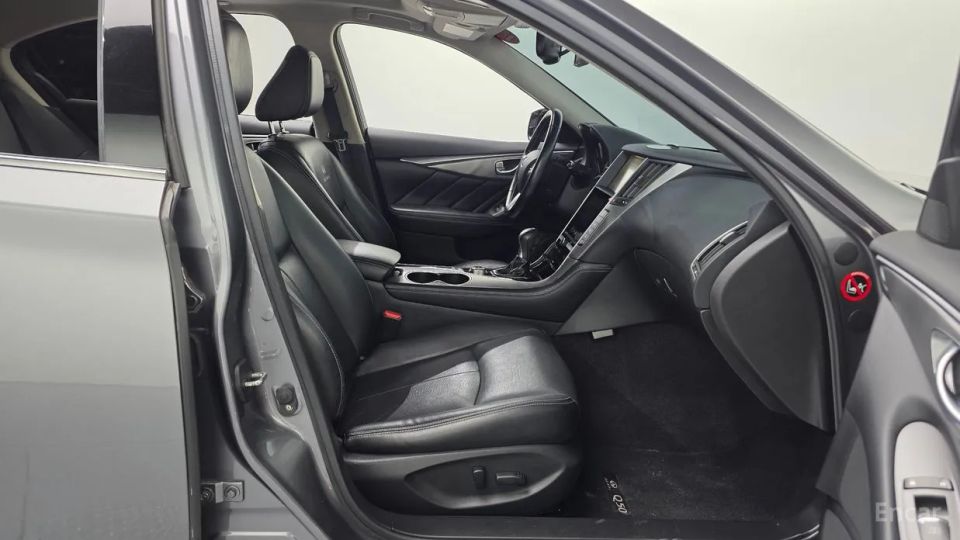 Infiniti Q50