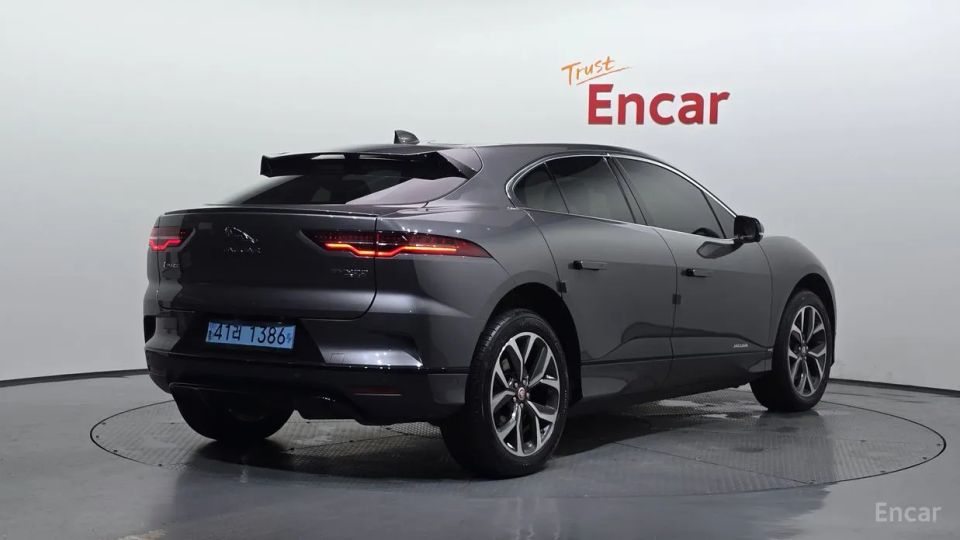Jaguar I-PACE
