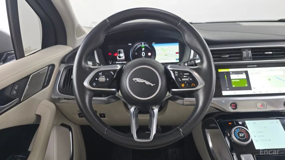 Jaguar I-PACE