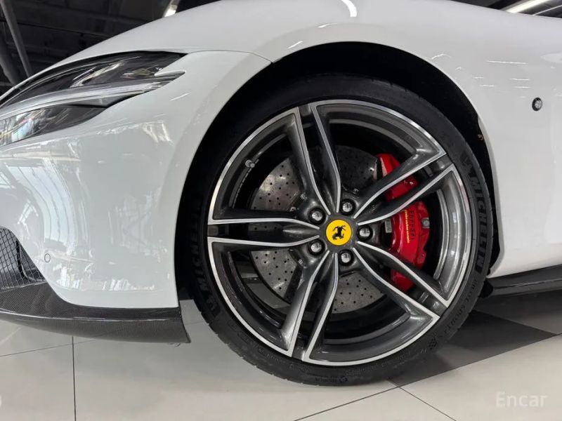 Ferrari Roma