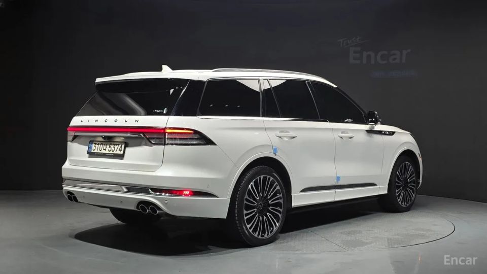 Lincoln Aviator