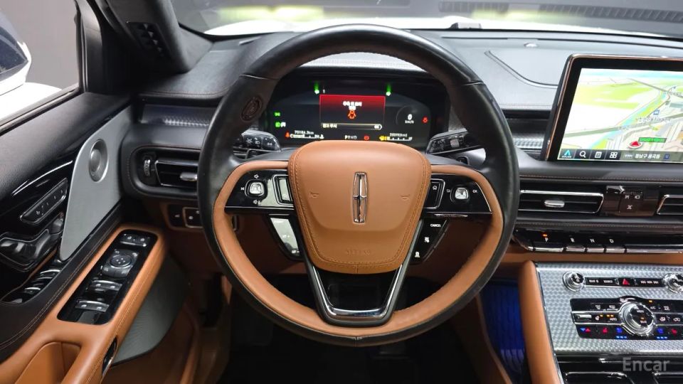Lincoln Aviator
