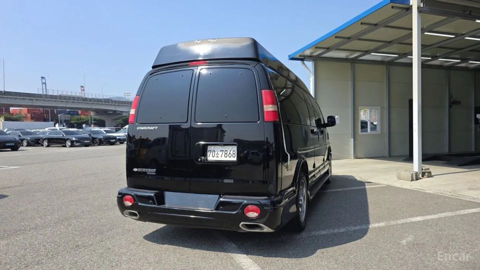 Chevrolet Express Van
