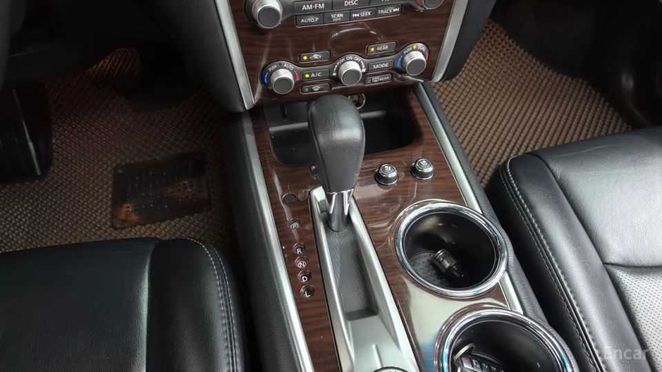 Nissan pathfinder