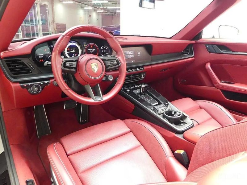 Porsche 911