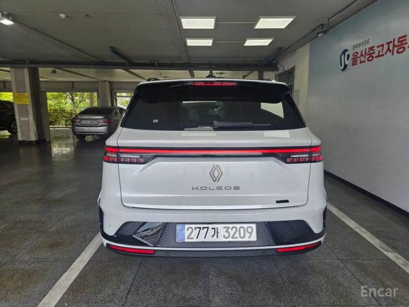 Renault-KoreaSamsung Grand Koleos
