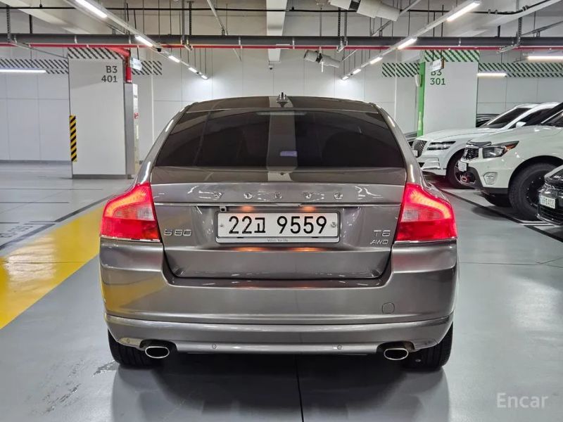Volvo S80