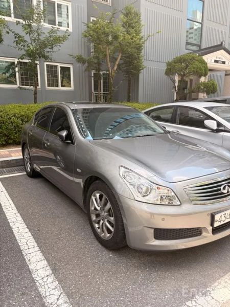 Infiniti G