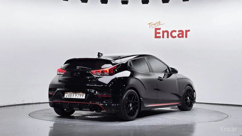 Hyundai Veloster