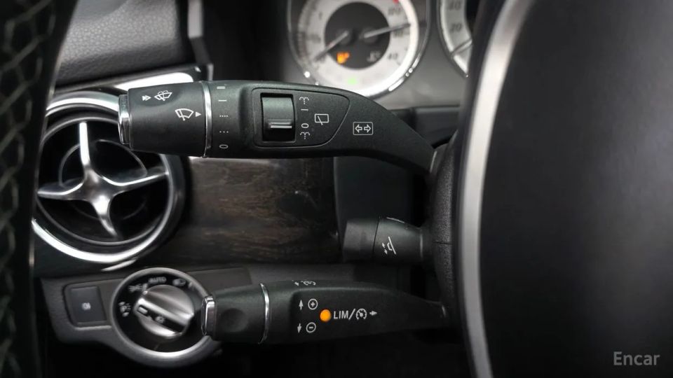 Mercedes-Benz GLK-Class