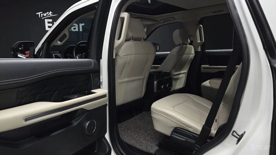 Ford Expedition