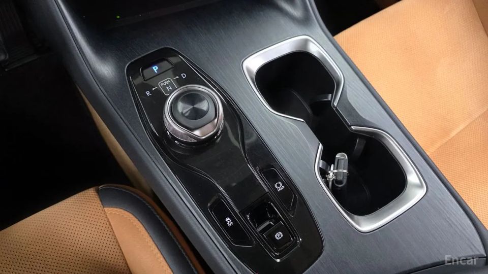 Lexus RZ
