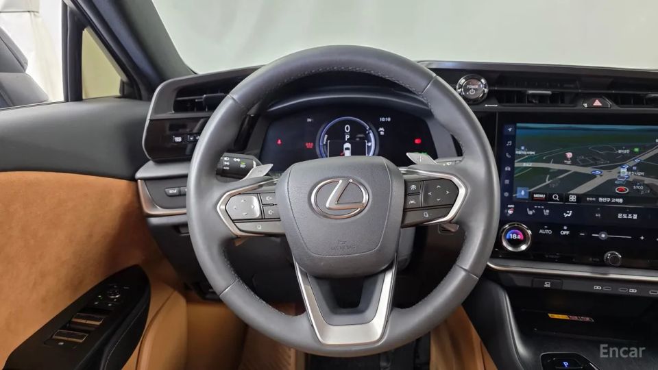 Lexus RZ