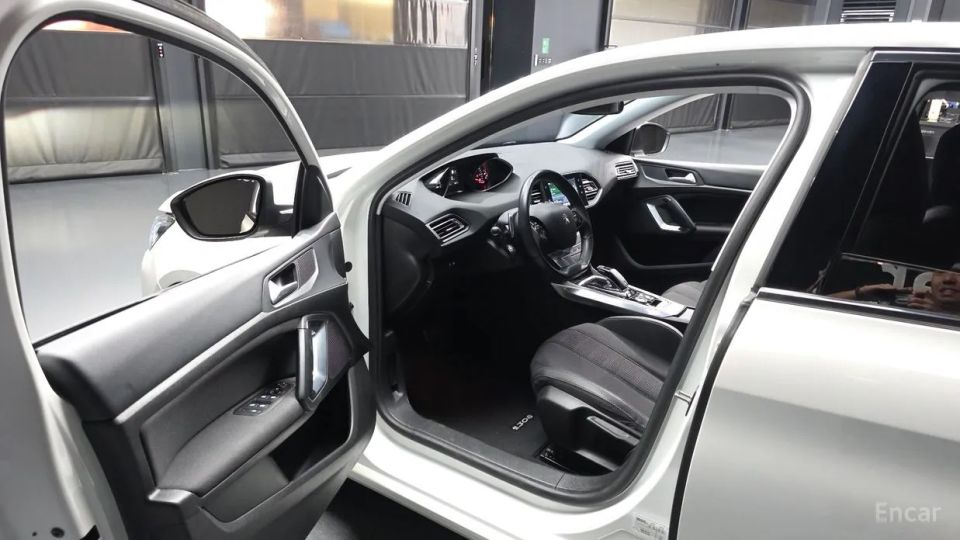 Peugeot 308