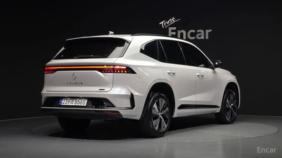 Renault-KoreaSamsung Grand Koleos