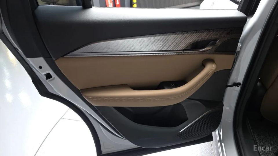 Renault-KoreaSamsung Grand Koleos