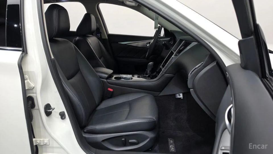 Infiniti Q50