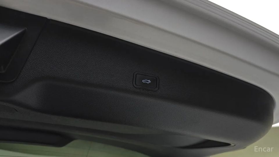 Renault-KoreaSamsung Grand Koleos